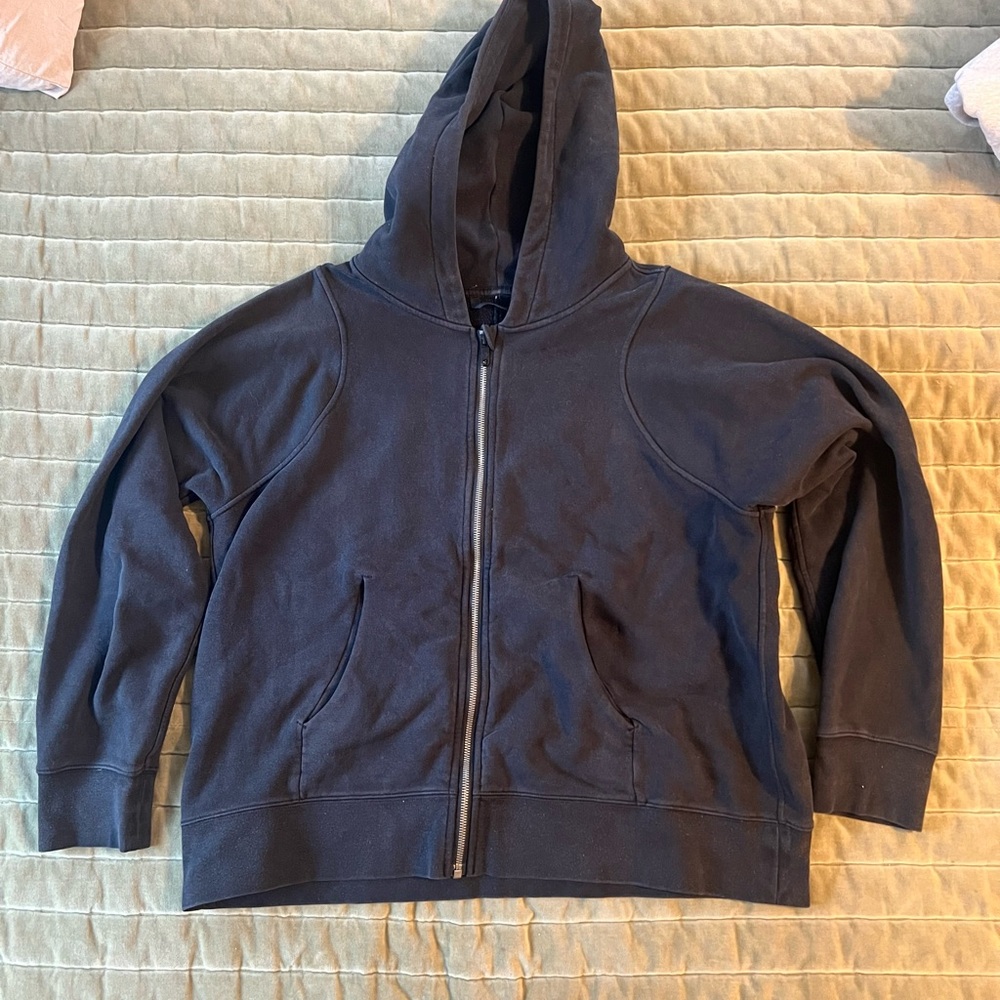 Lululemon Women’s Black Zip-Up Hoodie Size 12